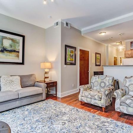 E Bay St Loft By City Market And River Street Savannah Buitenkant foto